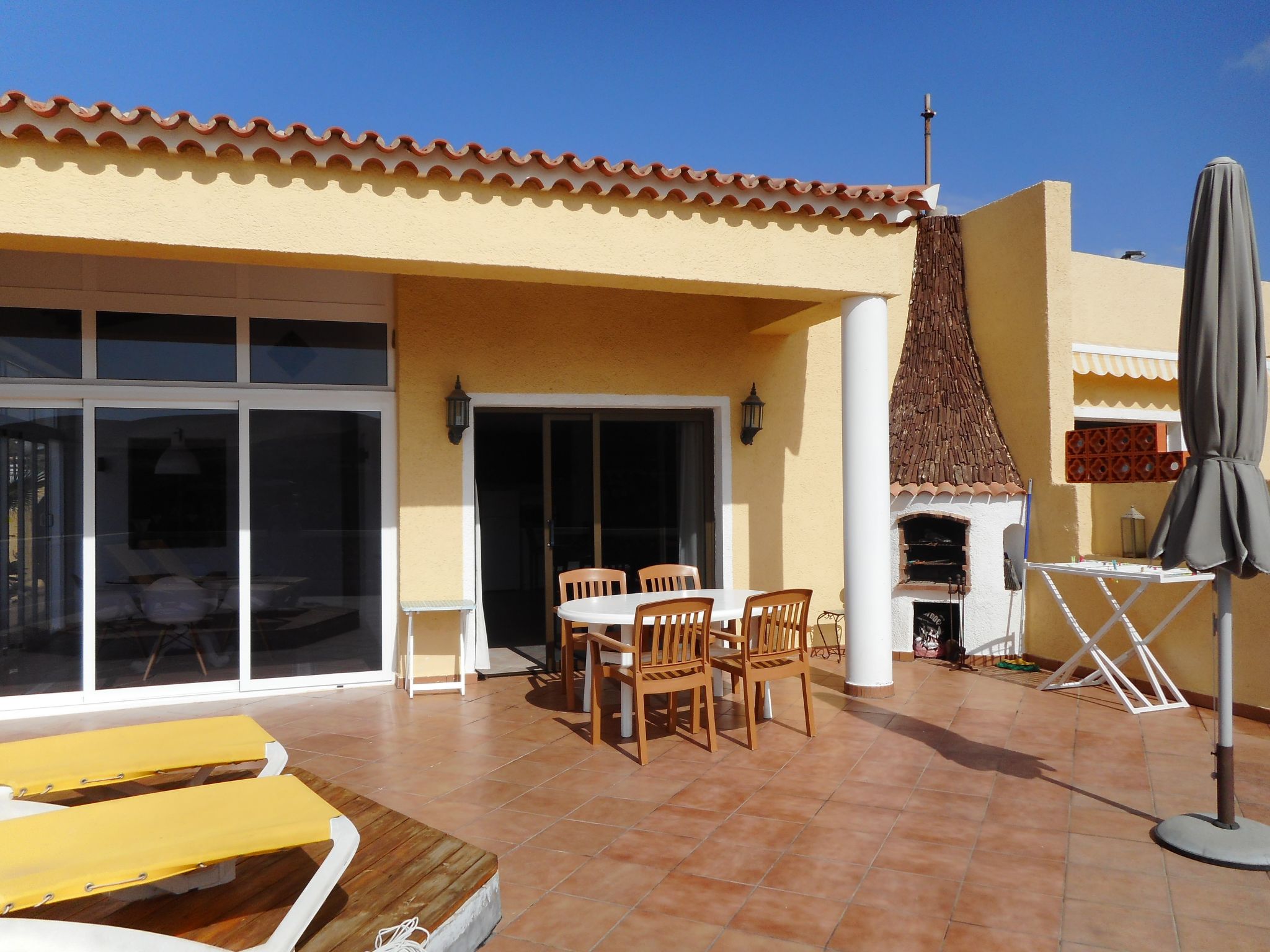 Großes modernes Ferienapartment Villa Atlantico-Binnen