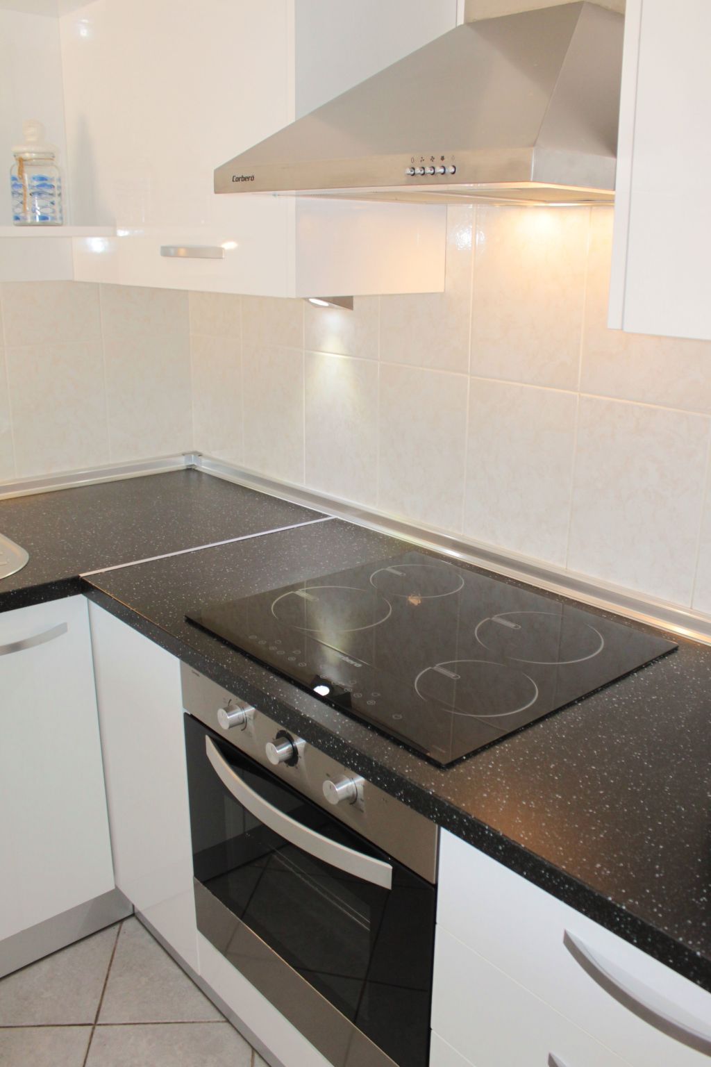 Maritim und modern eingerichtete Ferienwohnung-Binnen