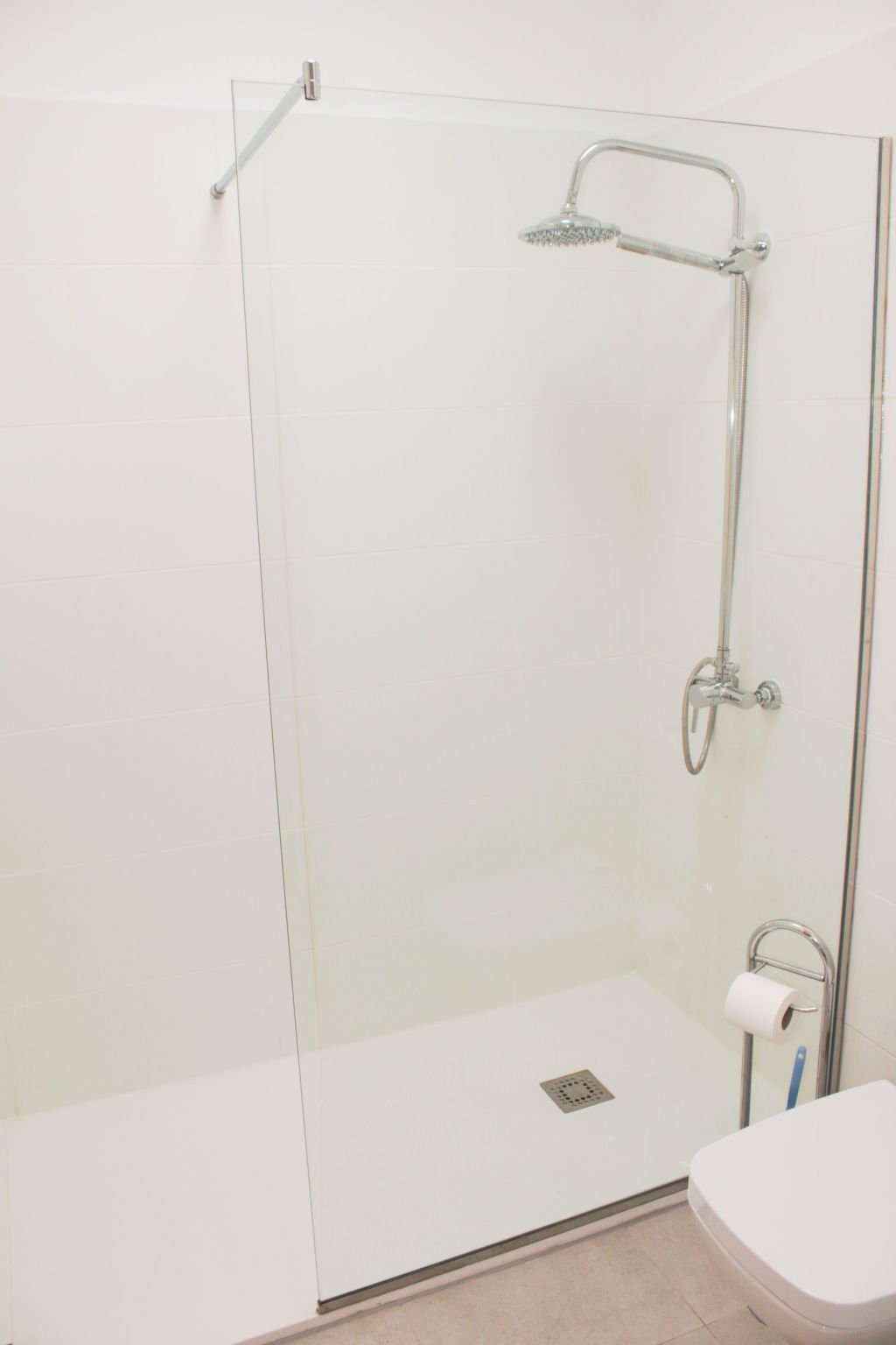 Maritim und modern eingerichtete Ferienwohnung-Binnen