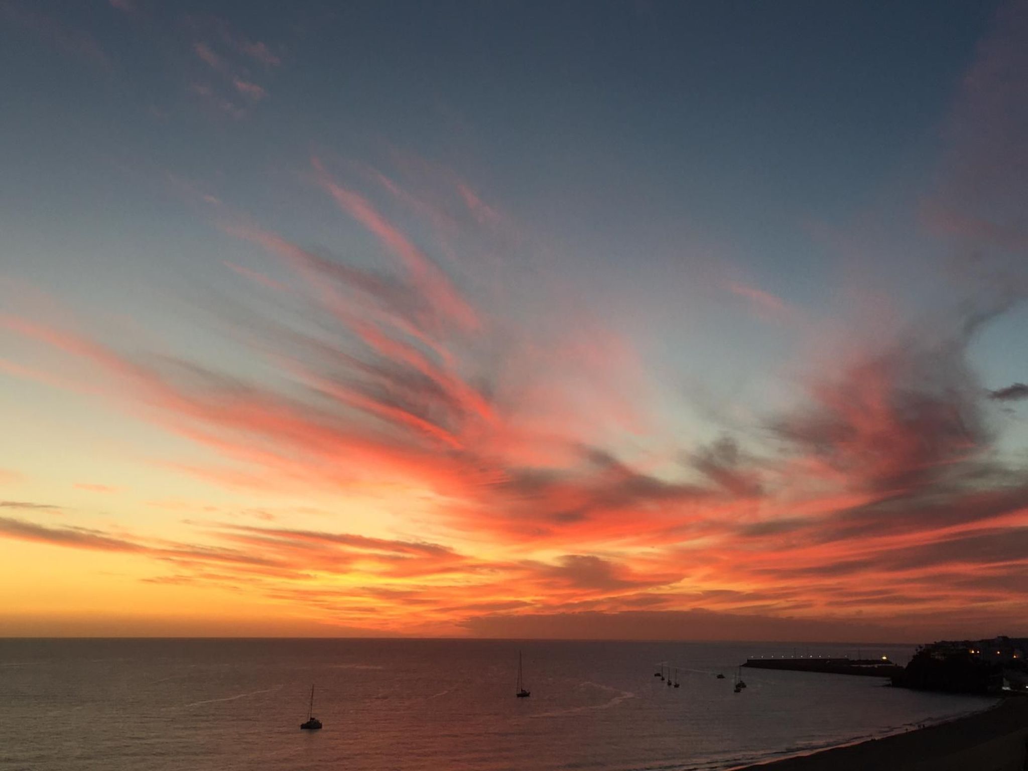 Maritim und modern eingerichtete Ferienwohnung-Binnen