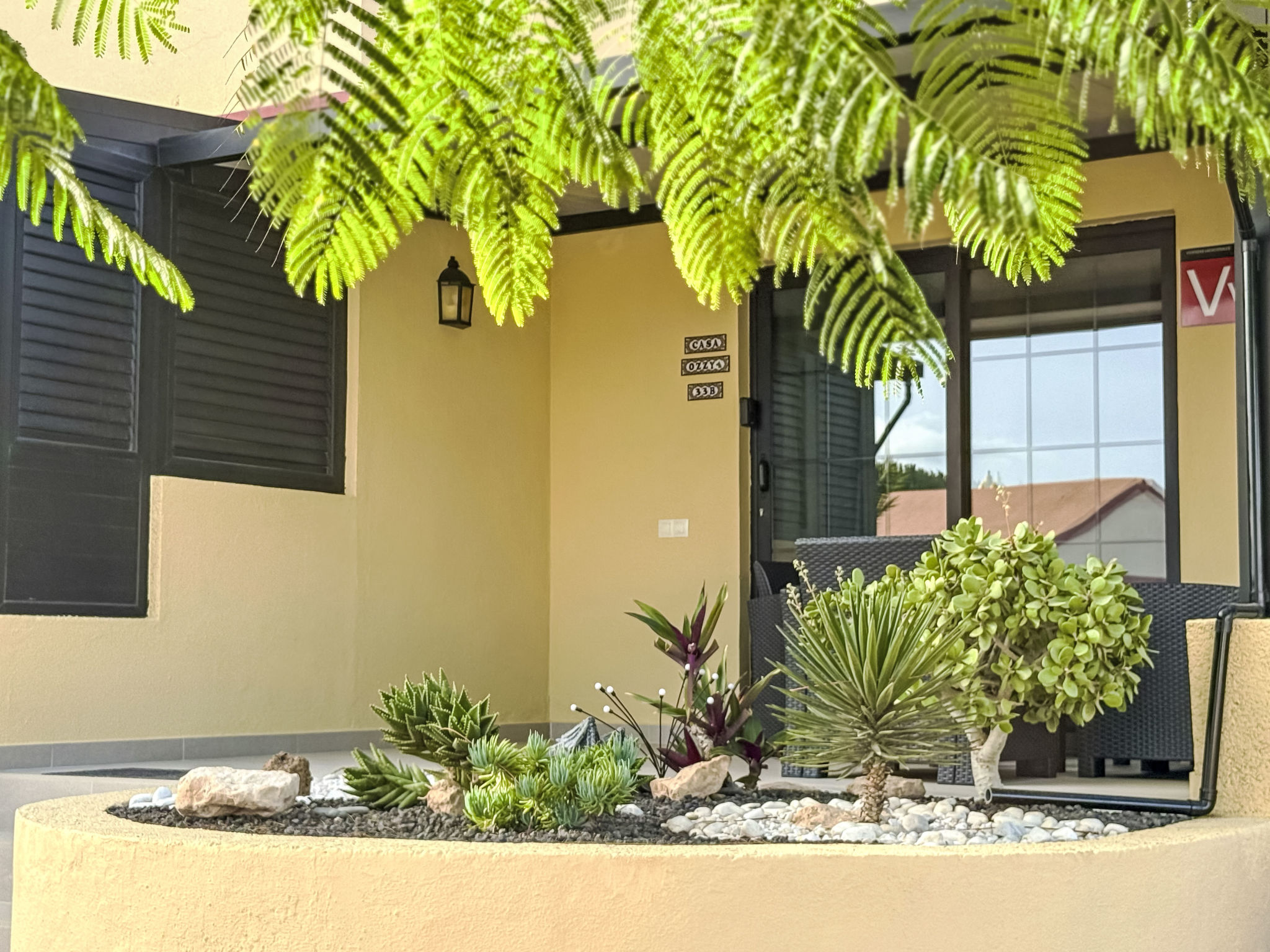 Sehr schöne Wohnung am Pool - Buiten