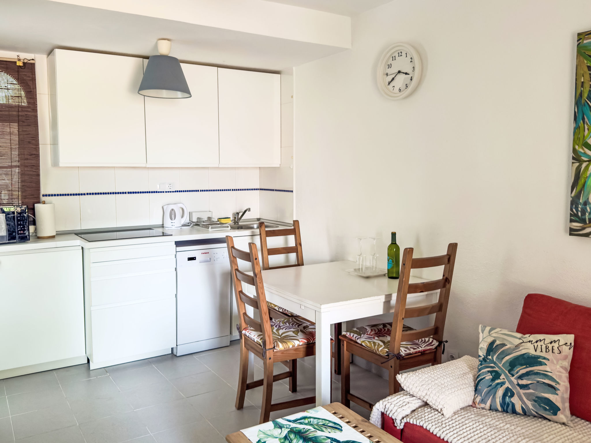 Sehr schöne Wohnung am Pool - Binnen