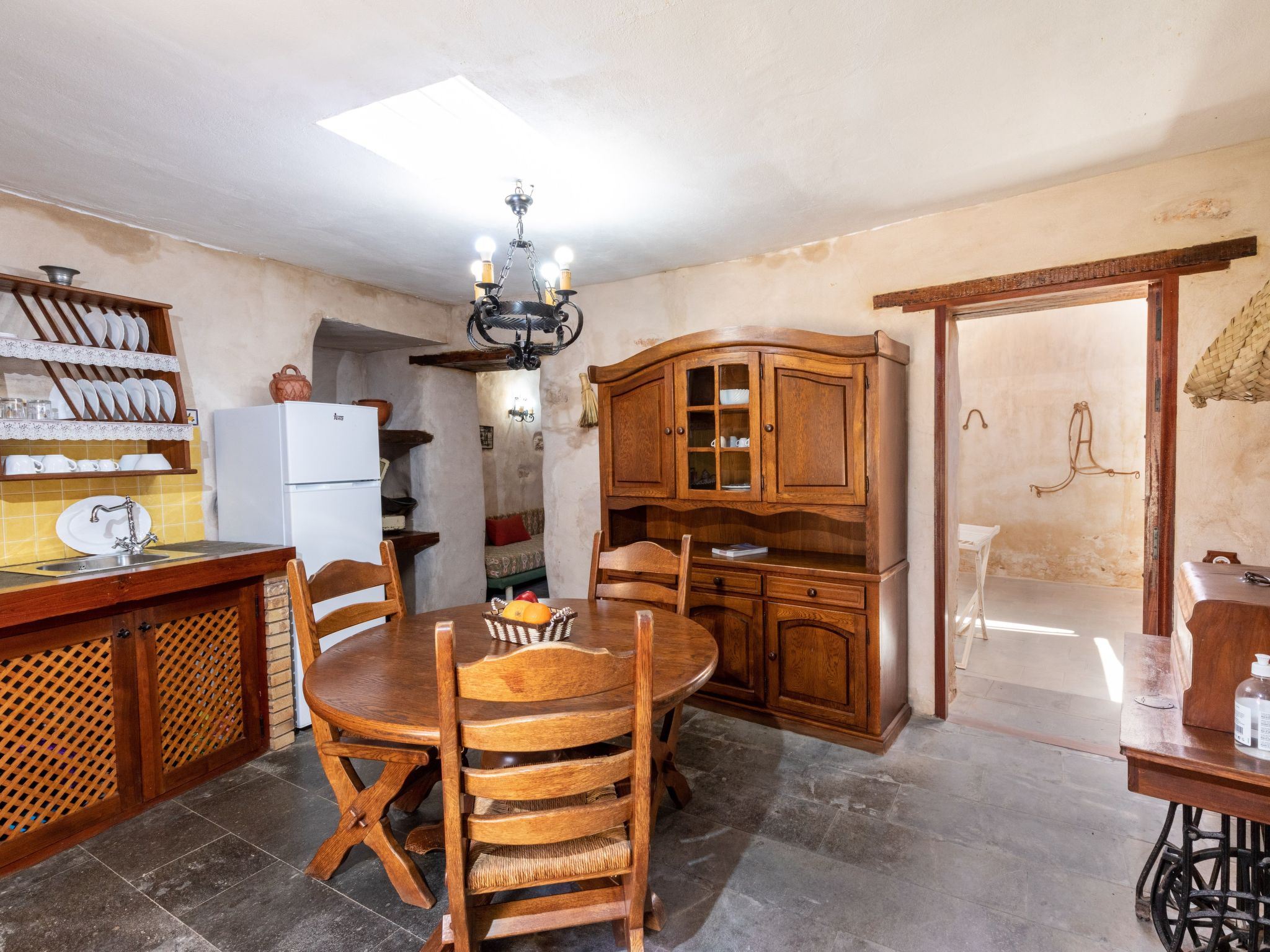 "Tamasite tetir" mit Pool