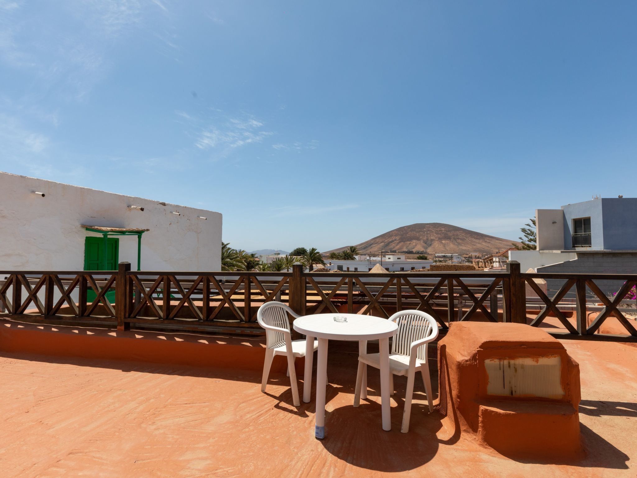 "tamasite amanay".-Outside