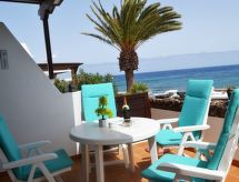 in Playa Honda mit Möblierter Terrasse