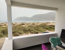 Ruim vrijstaand huis voor 9 personen vlakbij zee in Caleta de Famara - thumbnail 1