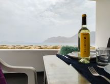 Ruim vrijstaand huis voor 9 personen vlakbij zee in Caleta de Famara - thumbnail 6