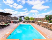 mit privatem Pool für 3 Personen + 1 Kind ca. 80 m&sup2; in Güime, Lanzarote (L