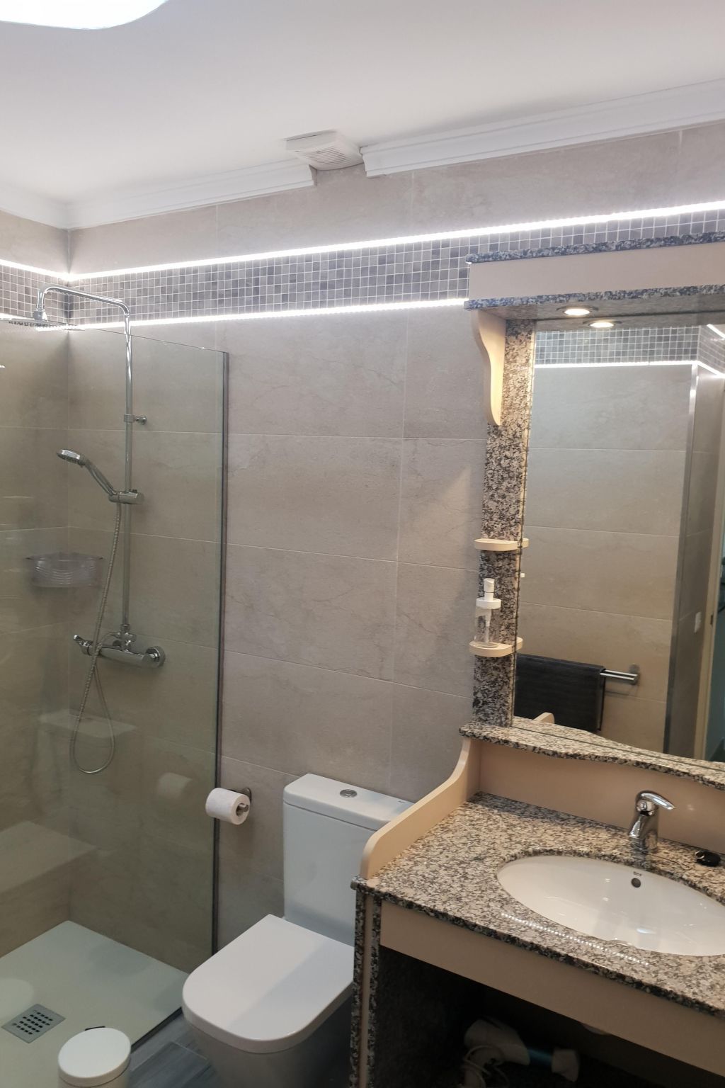 Photo of Ruhige Ferienwohnung für 4 Personen