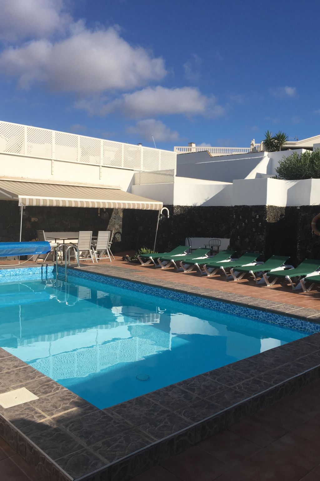 In Costa Teguise mit Privatem Pool-Binnen