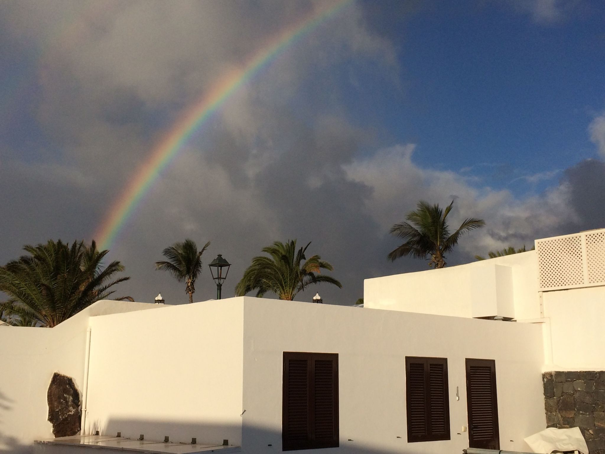 In Costa Teguise mit Privatem Pool-Binnen