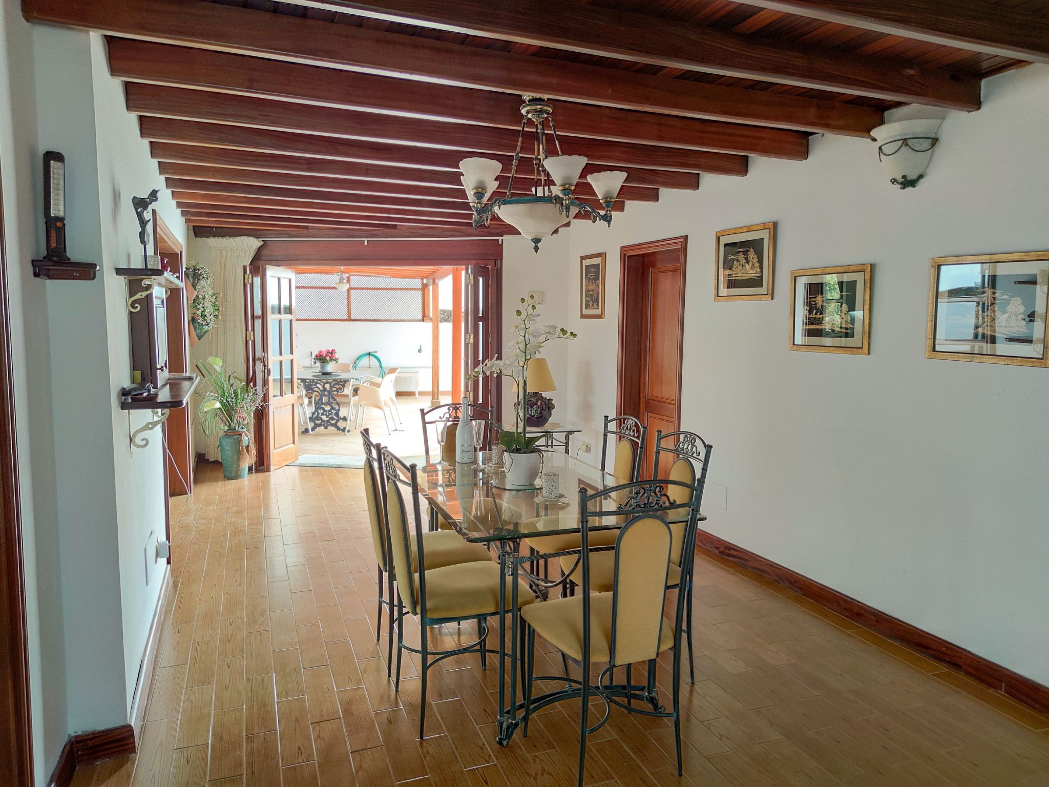 Villa mit beheiztem Pool-Image-tags.info