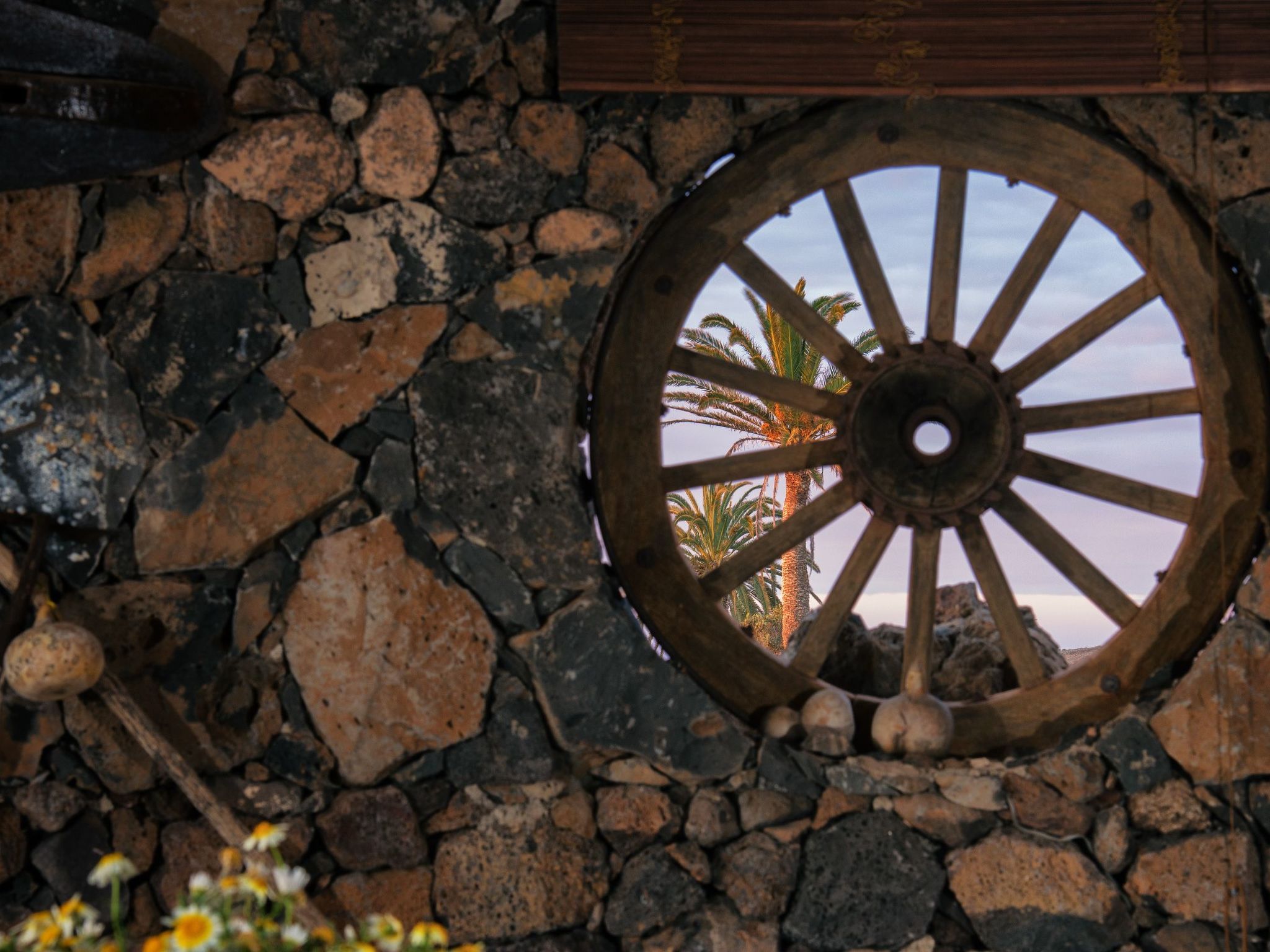 Exklusives Landhaus mit Garten und überdachter Terrasse sowie schöner Aussicht-Buiten