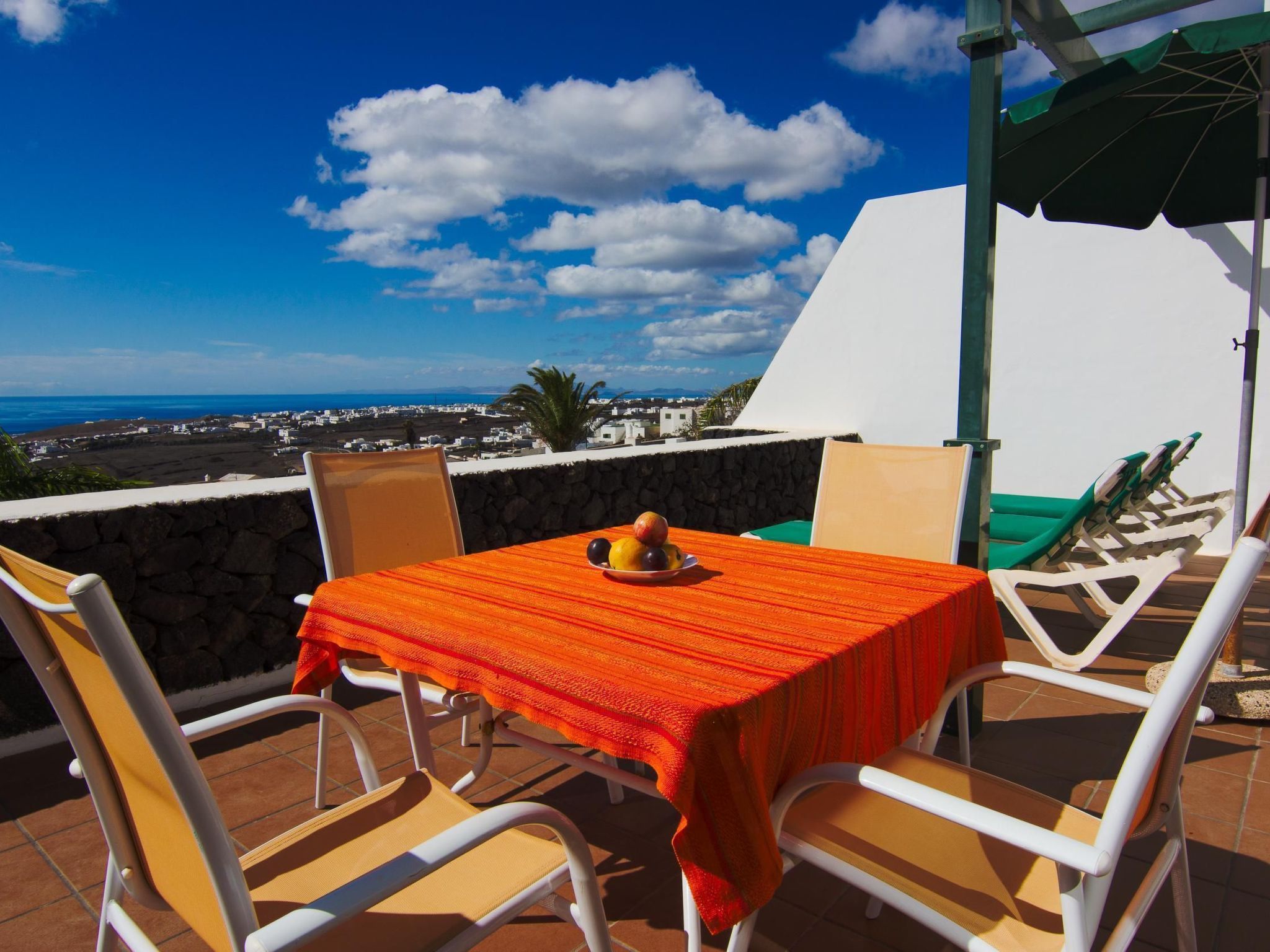 Großes Appartement mit Meerblick auf Lanzarote-Binnen