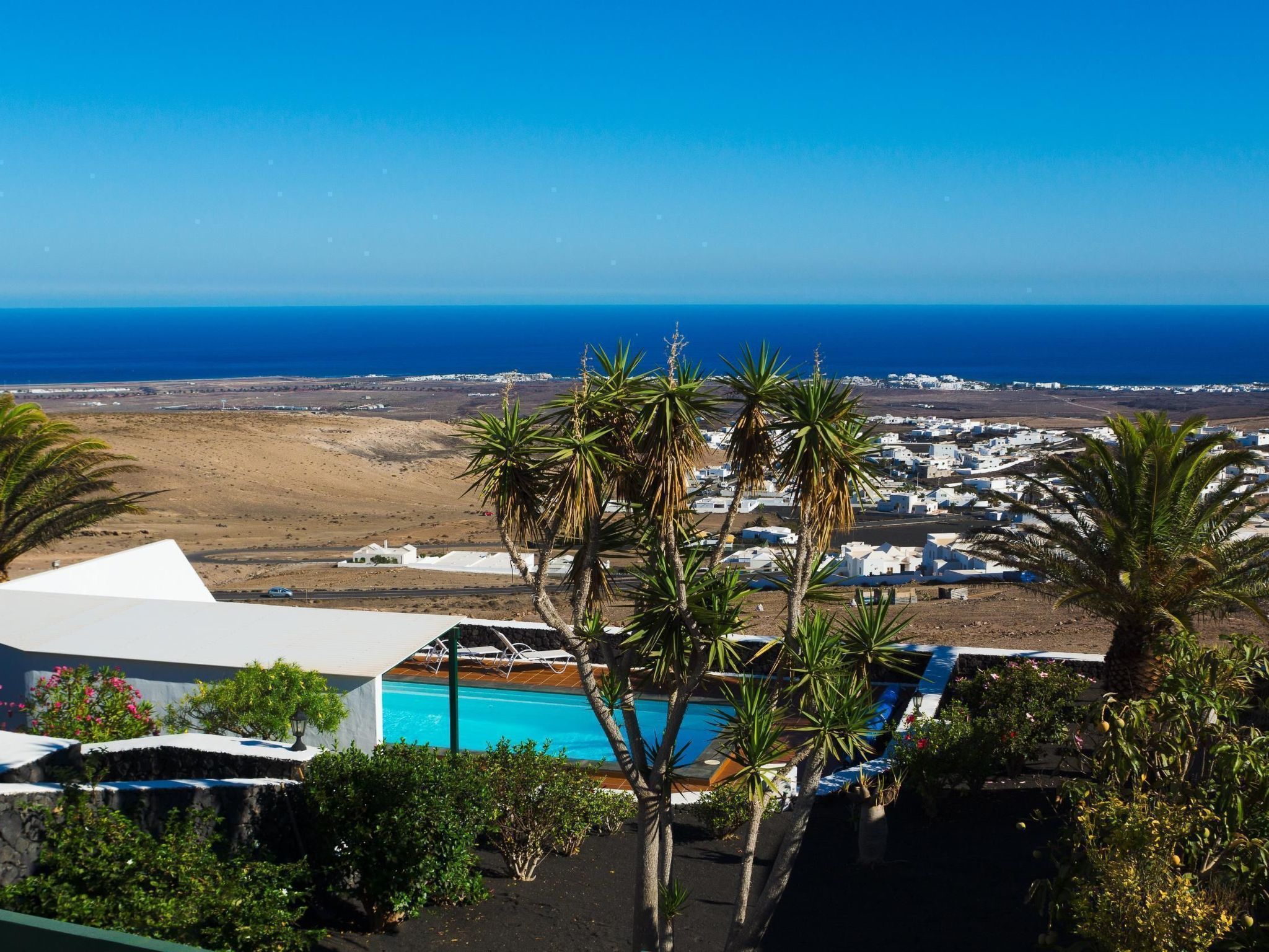 Großes Appartement mit Meerblick auf Lanzarote-Binnen