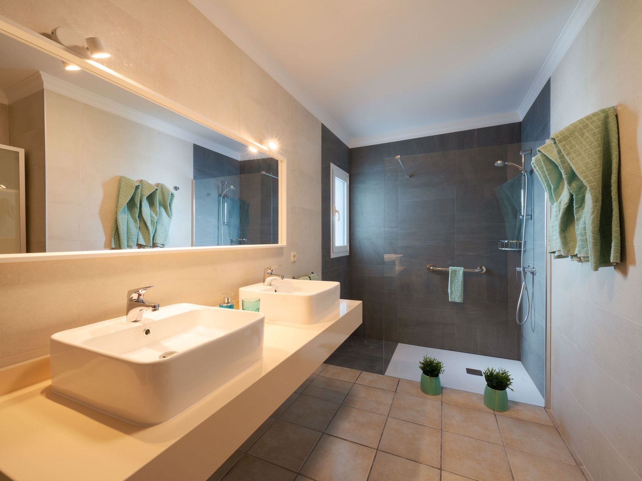 Großes Appartement mit Meerblick auf Lanzarote-Binnen