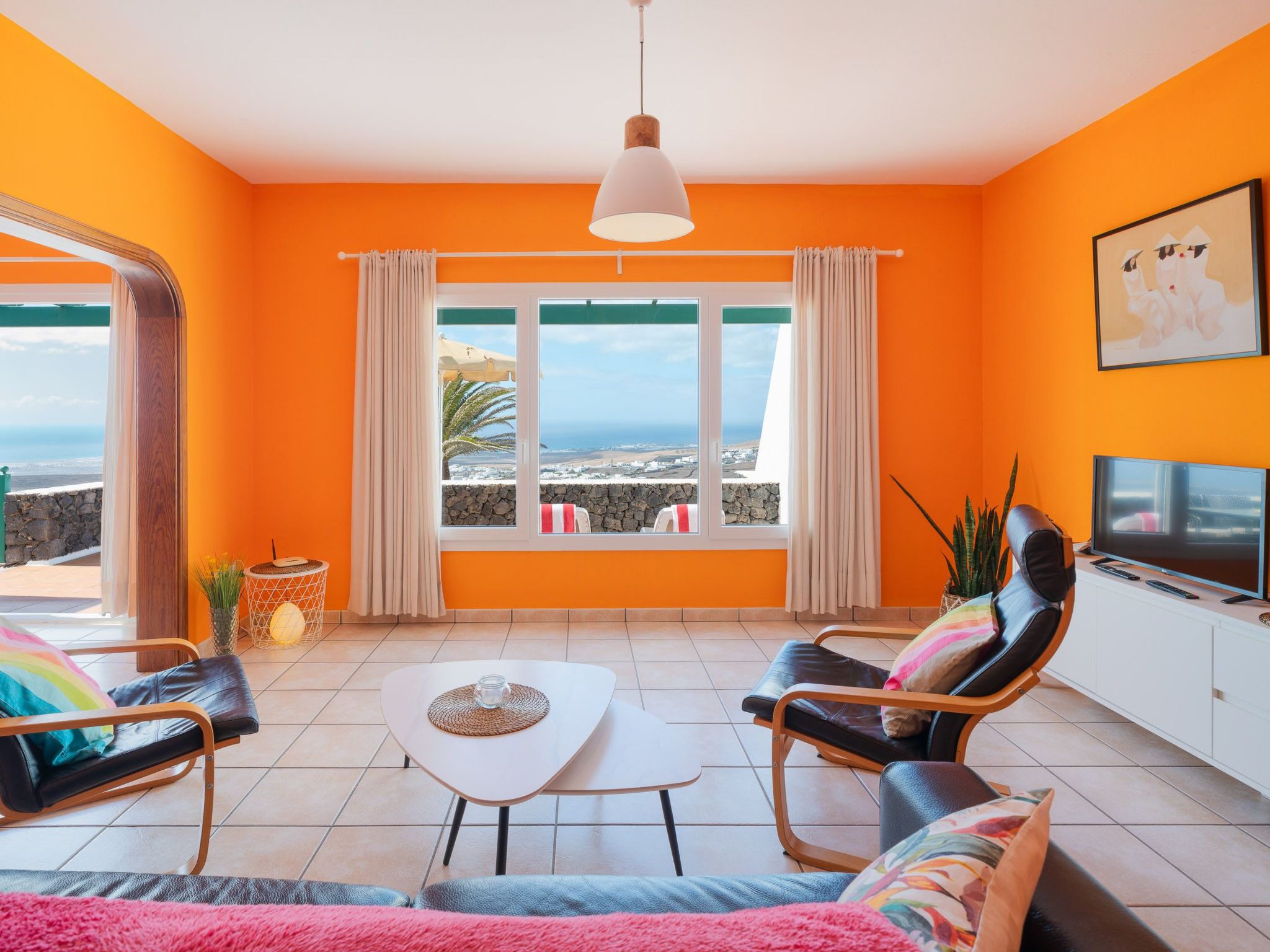 Großes Appartement mit Meerblick auf Lanzarote-Binnen