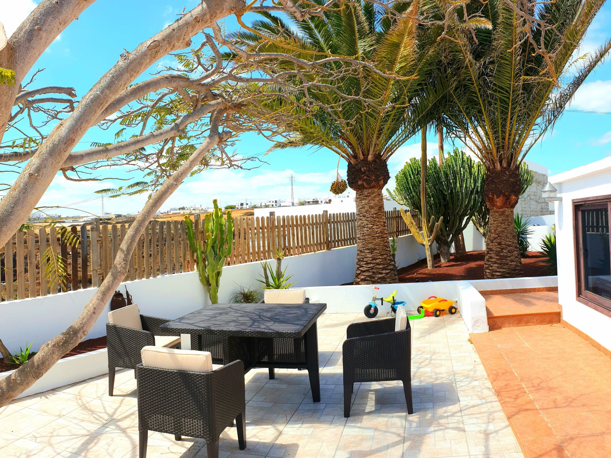 Meerblick Villa Tias-Binnen