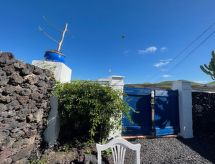 Historisch hoekhuis aan zee in Casas de las Hoyas, Lanzarote - thumbnail 5