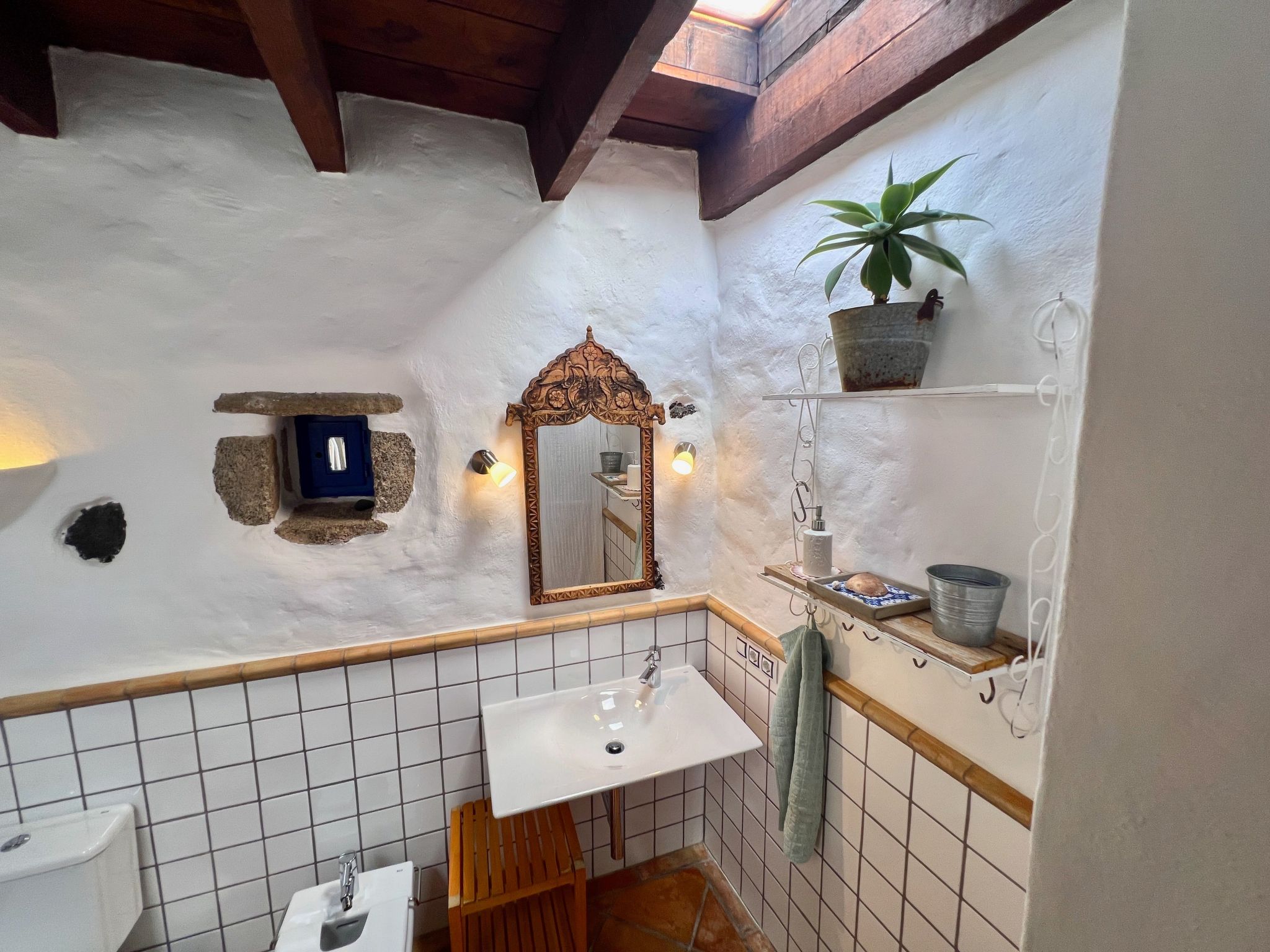 Schön eingerichtetes Bauernhaus - La Finca Yazmina-Binnen