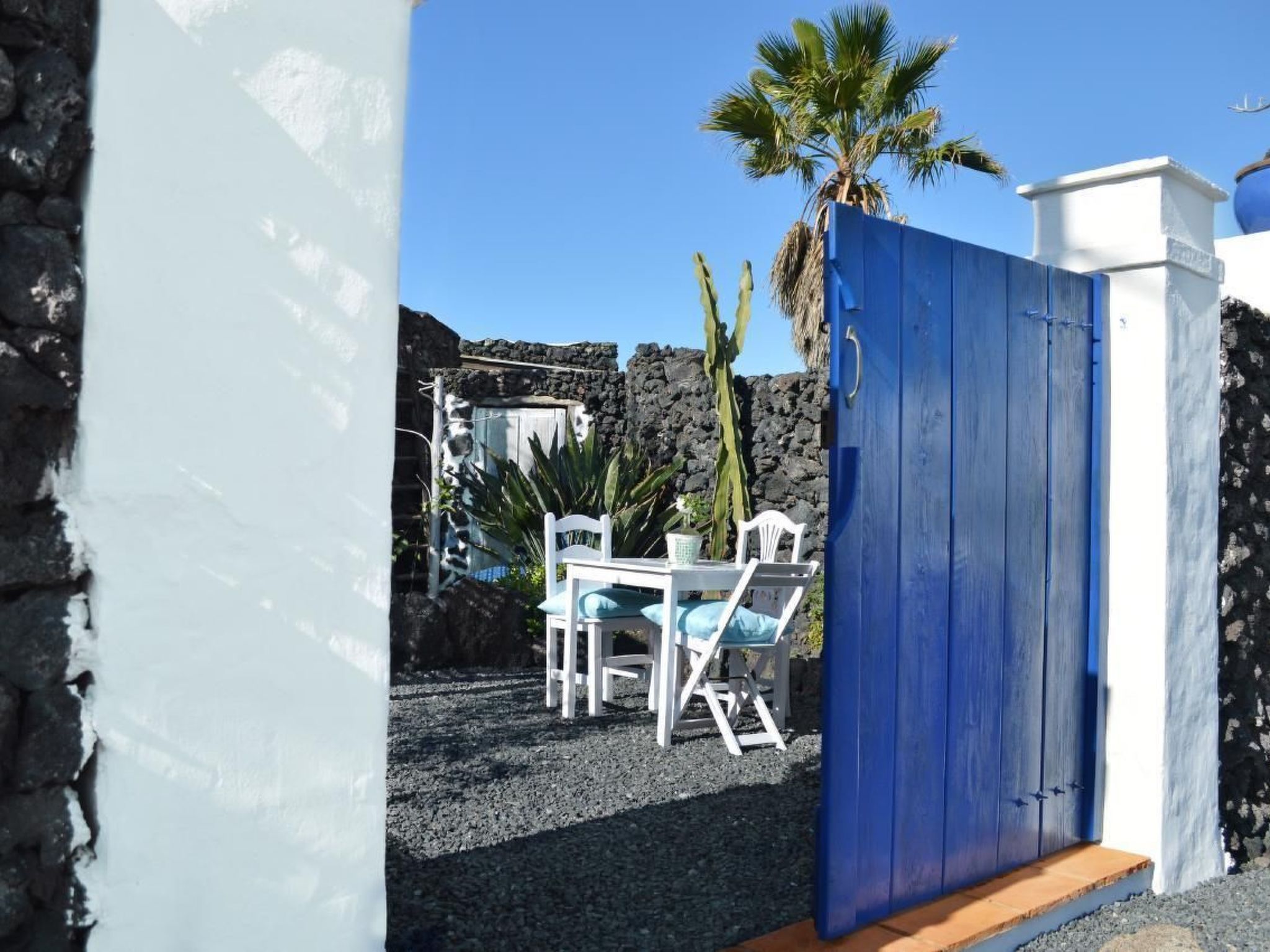 Lavastein-Bauernhaus Yazmina mit schönem Garten-Binnen