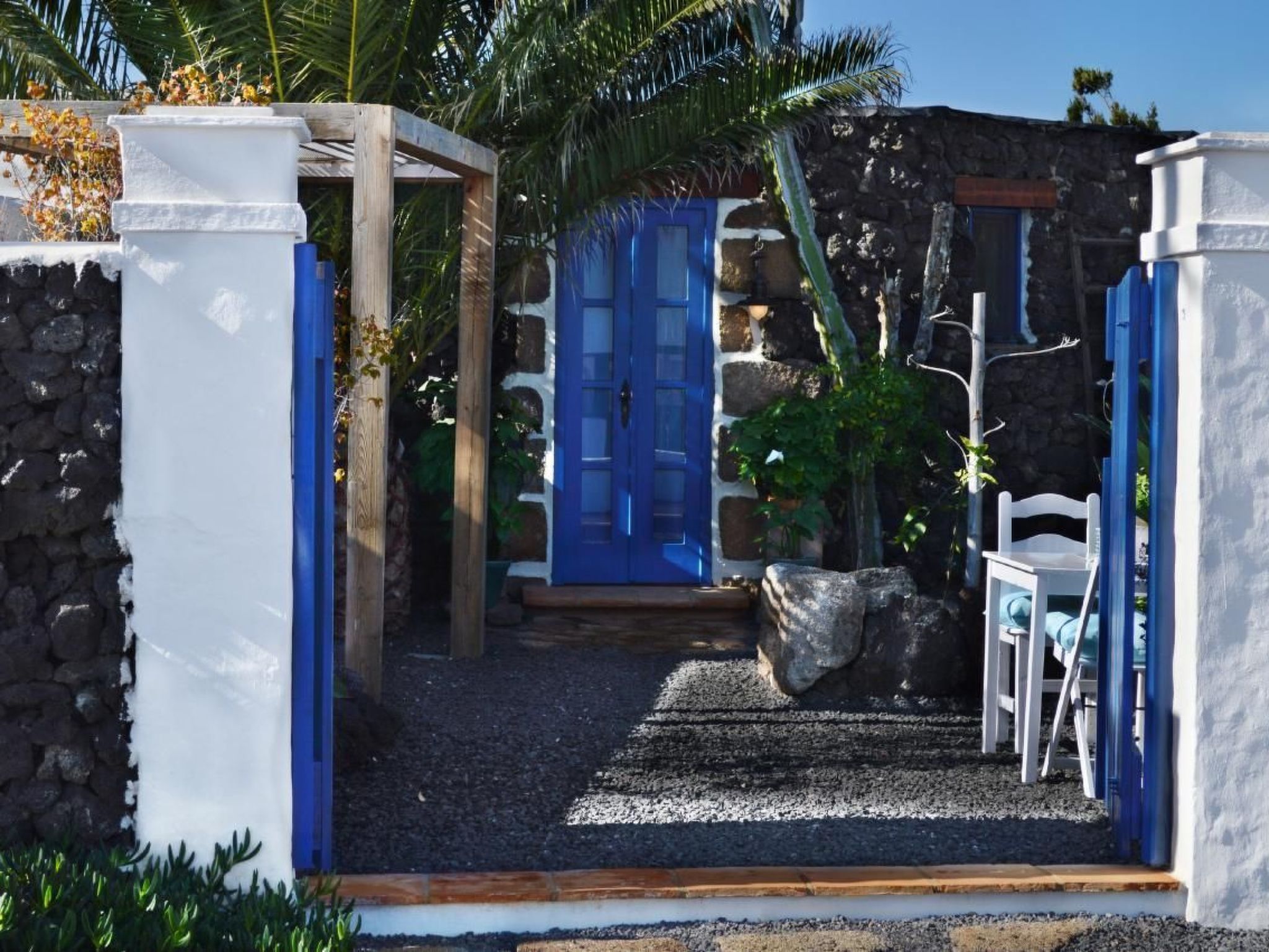 Lavastein-Bauernhaus Yazmina mit schönem Garten-Binnen