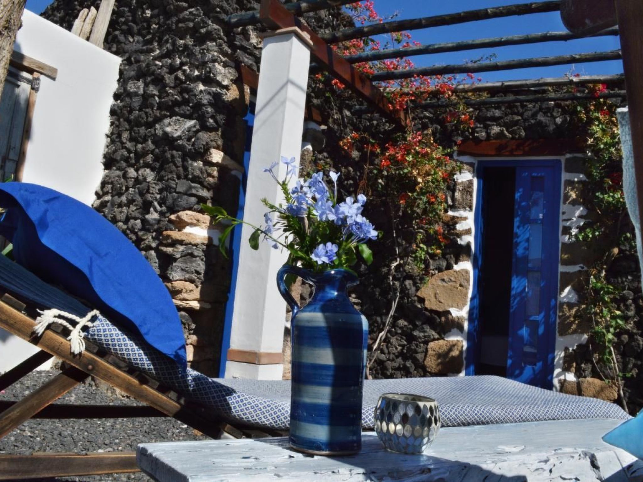 Lavastein-Bauernhaus Yazmina mit schönem Garten-Binnen