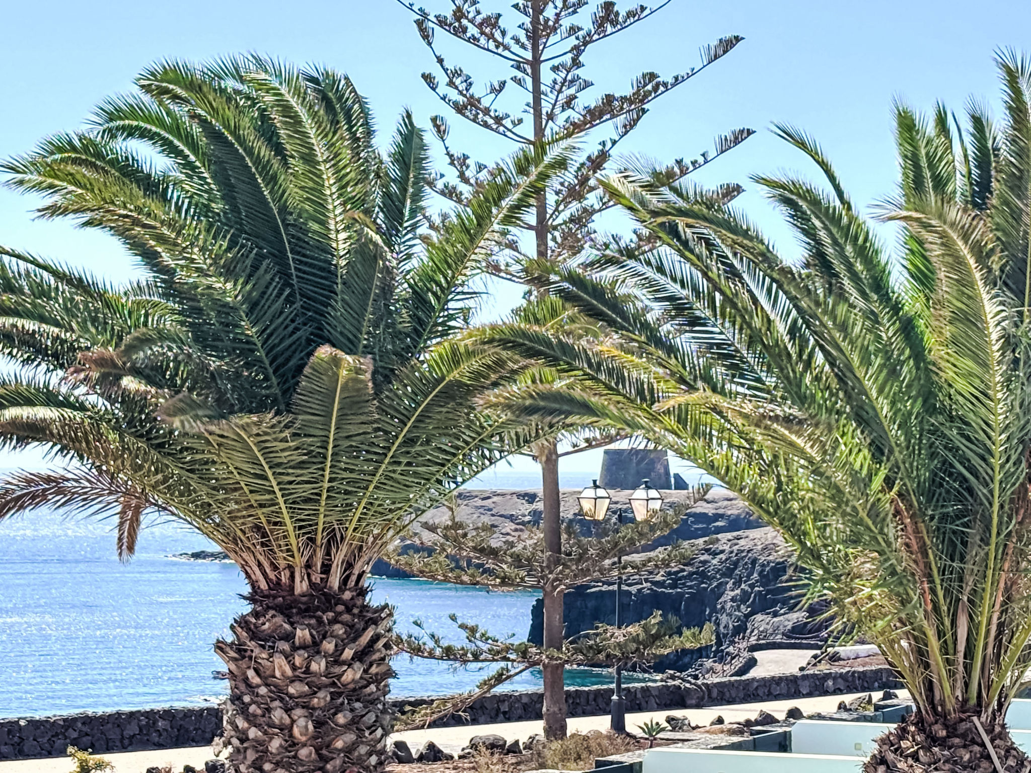 Photo of Schöne Wohnung in Playa Blanca mit Grill, Garten und Terrasse und Neben dem Str