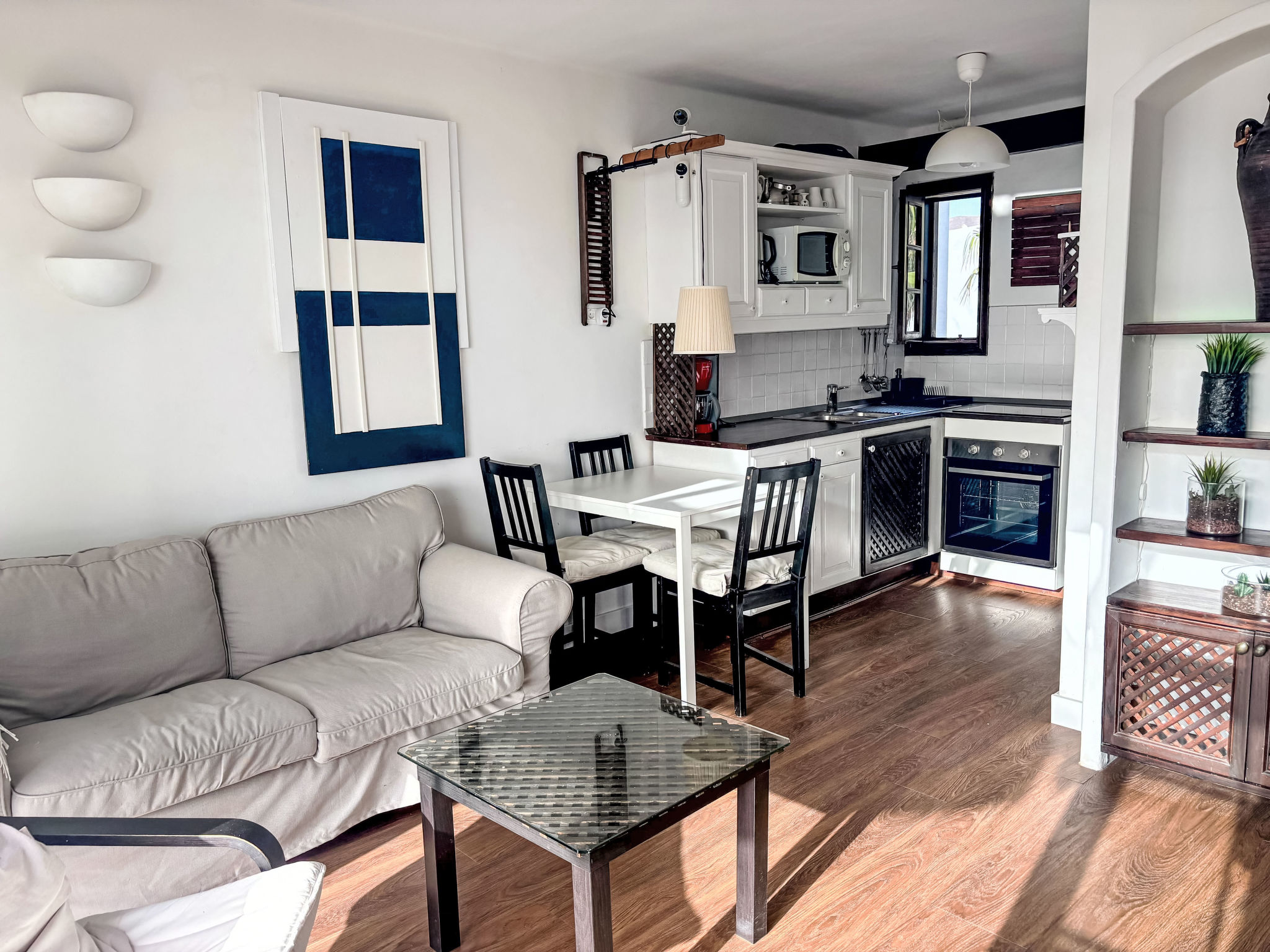Photo of Schöne Wohnung in Playa Blanca mit Grill, Garten und Terrasse und Neben dem Str