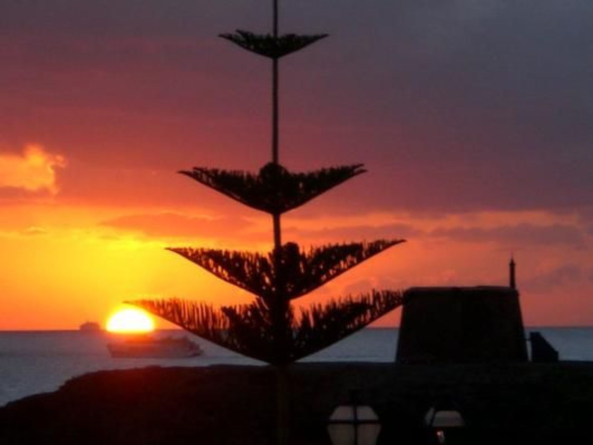 Schöne Wohnung in Playa Blanca mit Grill, Garten und Terrasse und Neben dem Str-Binnen