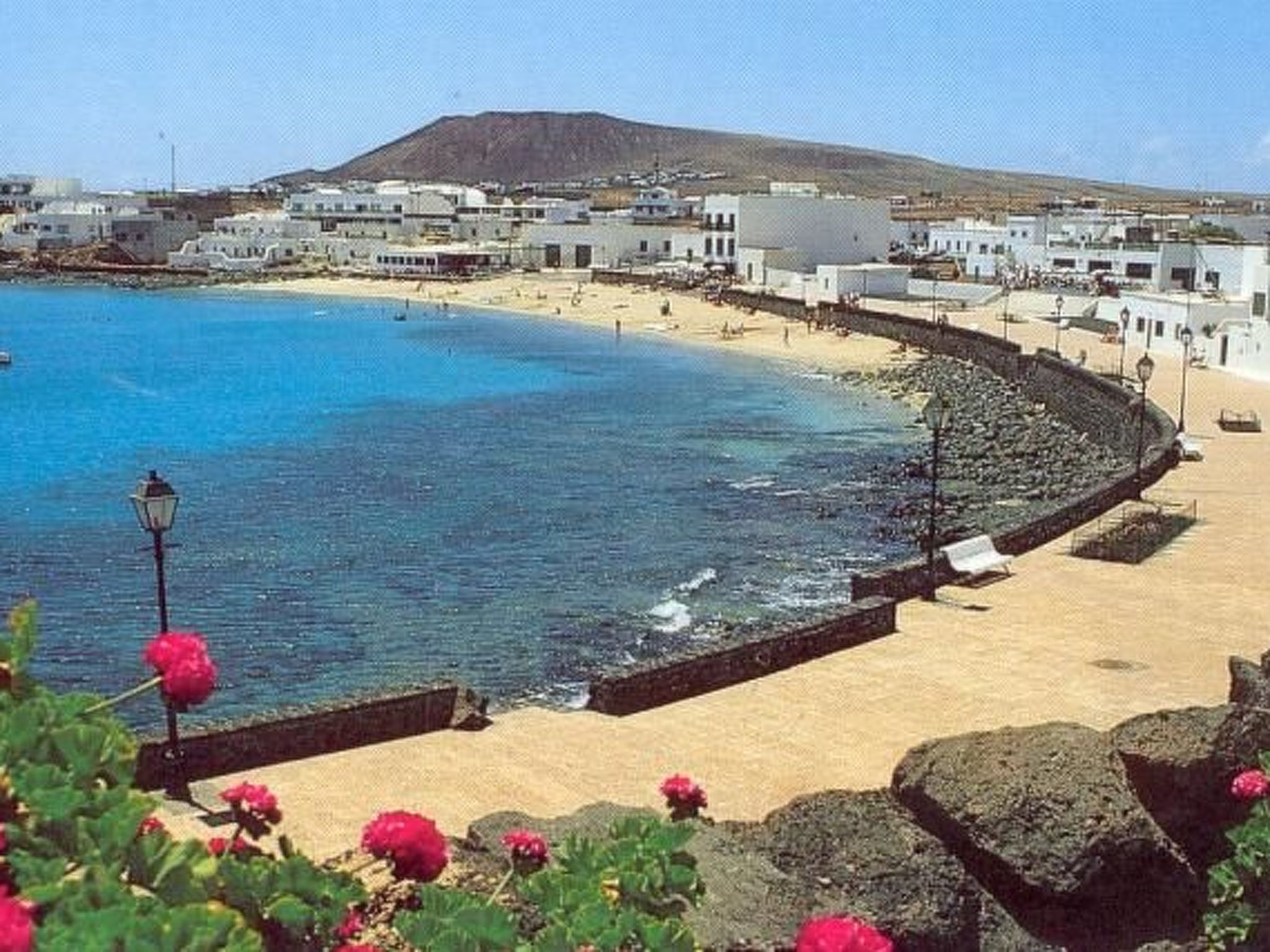 Villa mit Pool und herrlichem Meerblick-Drinnen