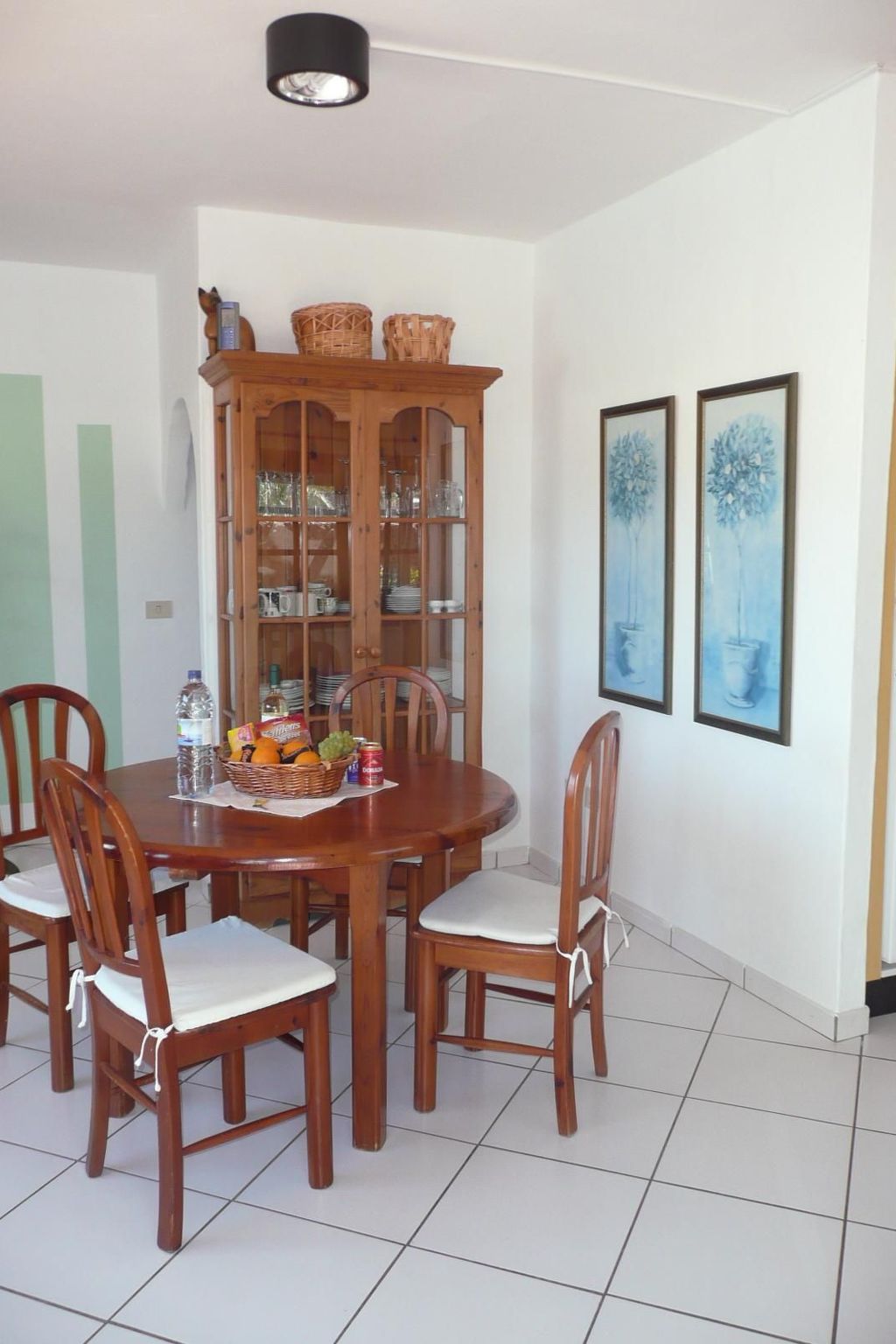 Villa mit Pool und herrlichem Meerblick-Drinnen