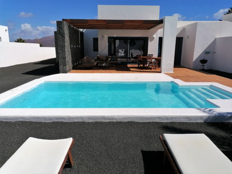 4-persoons vakantiehuis Nayra met privézwembad in Playa Blanca in Playa Blanca