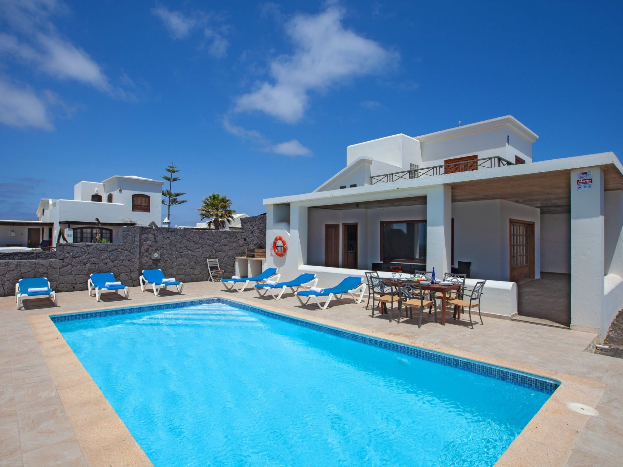 Wunderschöne, umweltfreundliche Villa am Meer-Binnen