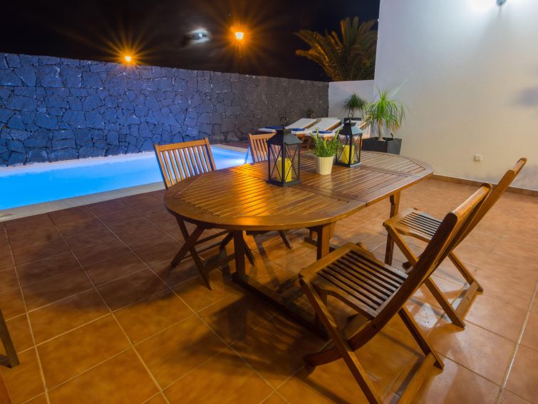 Search and Stay destination Playa Blanca, CN - Spain from AU$ 342. Alexia