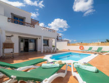 Ruim vakantiehuis Casa Lago in Playa Blanca voor 6 personen - thumbnail 2