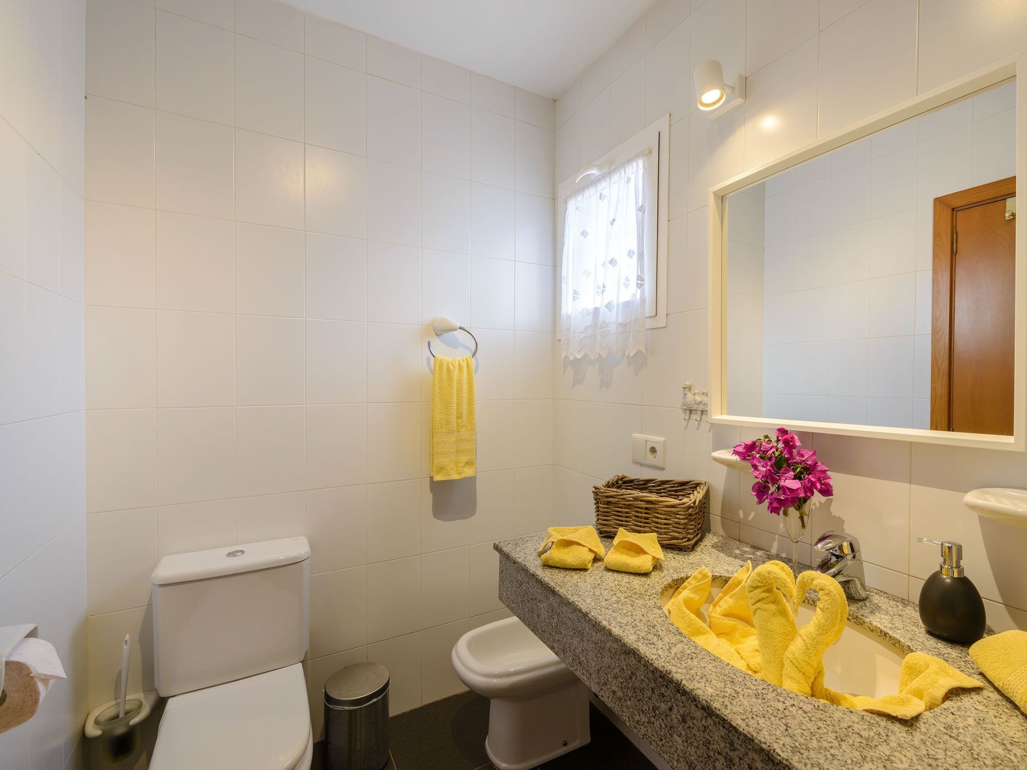 Photo of mit Whirlpool