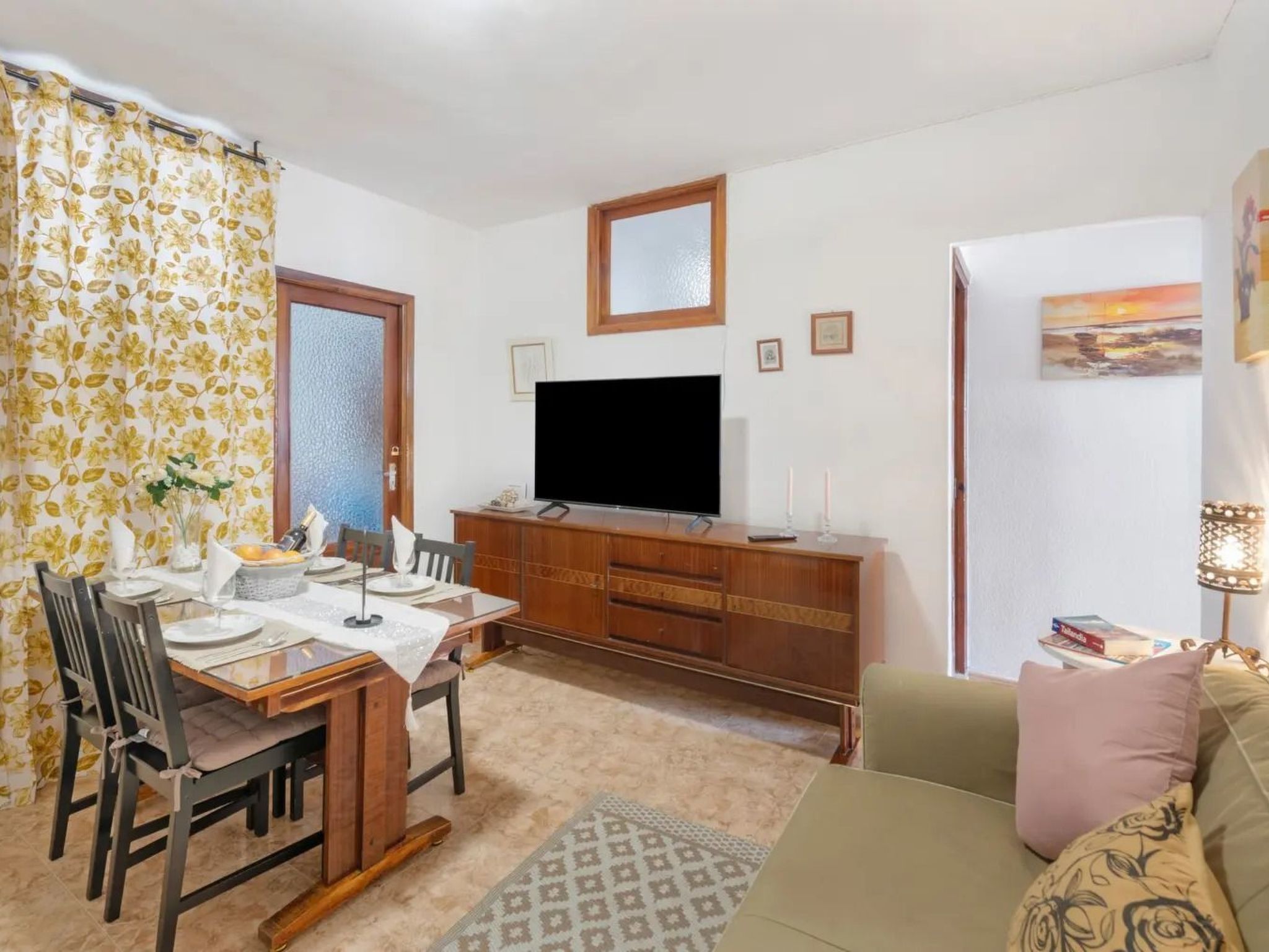 Haus Stadt La Palma 2BedR-Inside