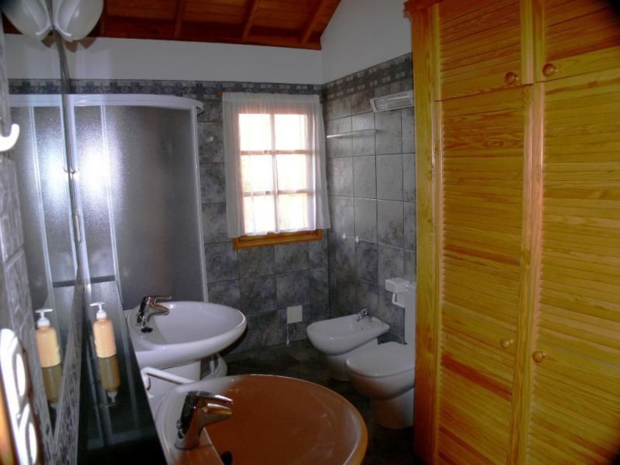 Anspruchsvolle Ferienvilla mit Panoramablick-Image-tags.info