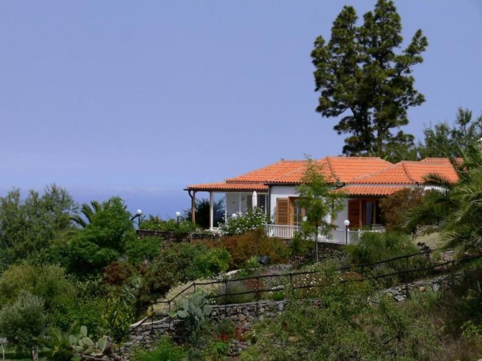 Anspruchsvolle Ferienvilla mit Panoramablick-Image-tags.info