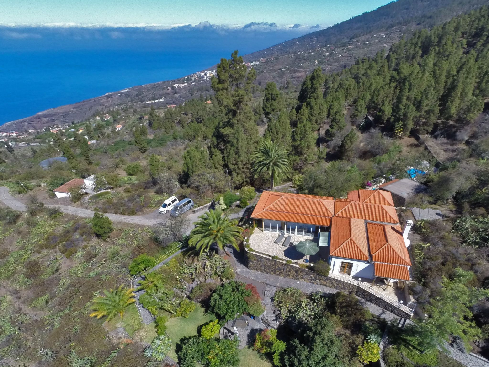 Anspruchsvolle Ferienvilla mit Panoramablick-Image-tags.info