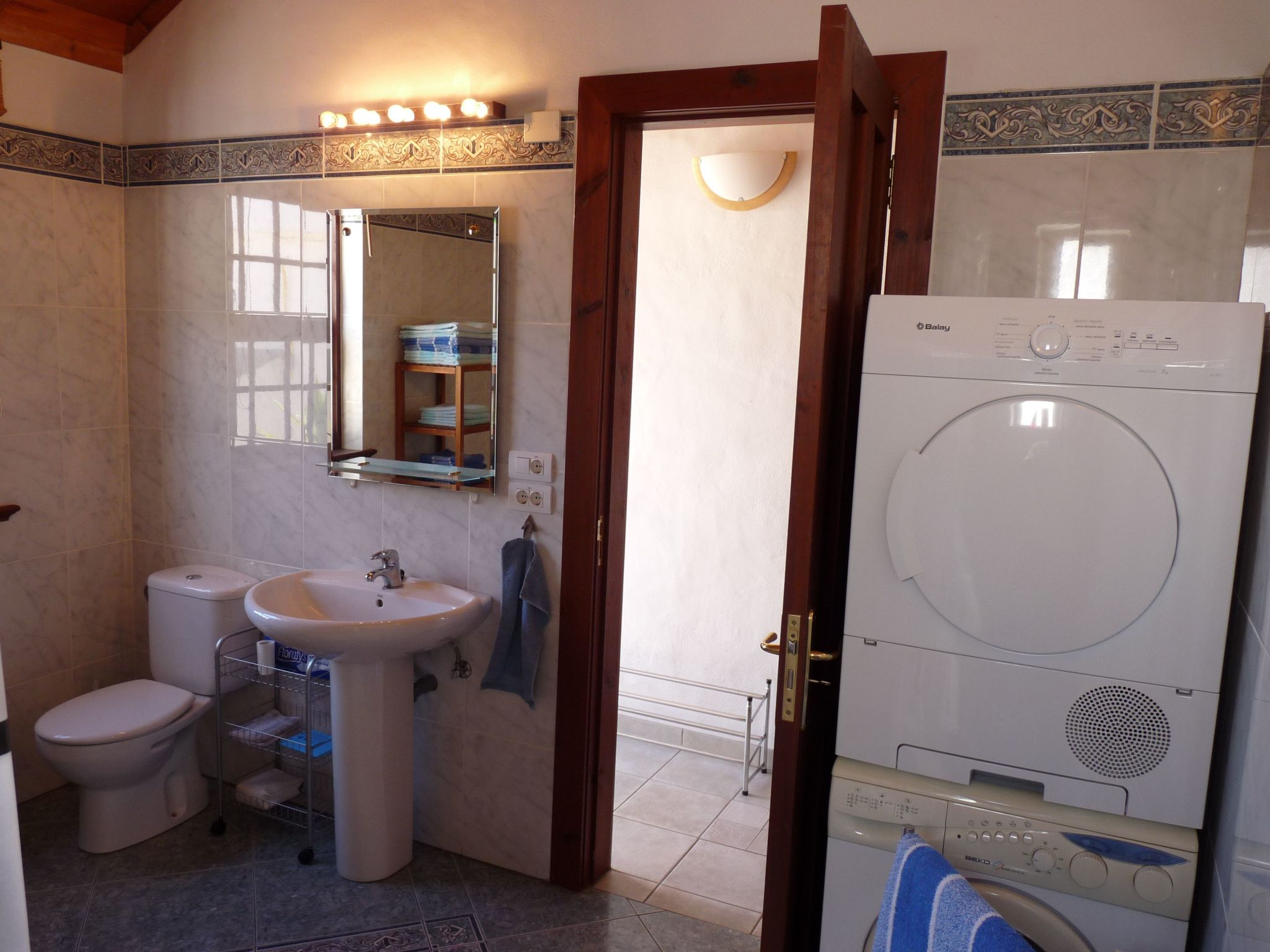 Ruhige Finca Topo del Drago mit Meerblick-Binnen