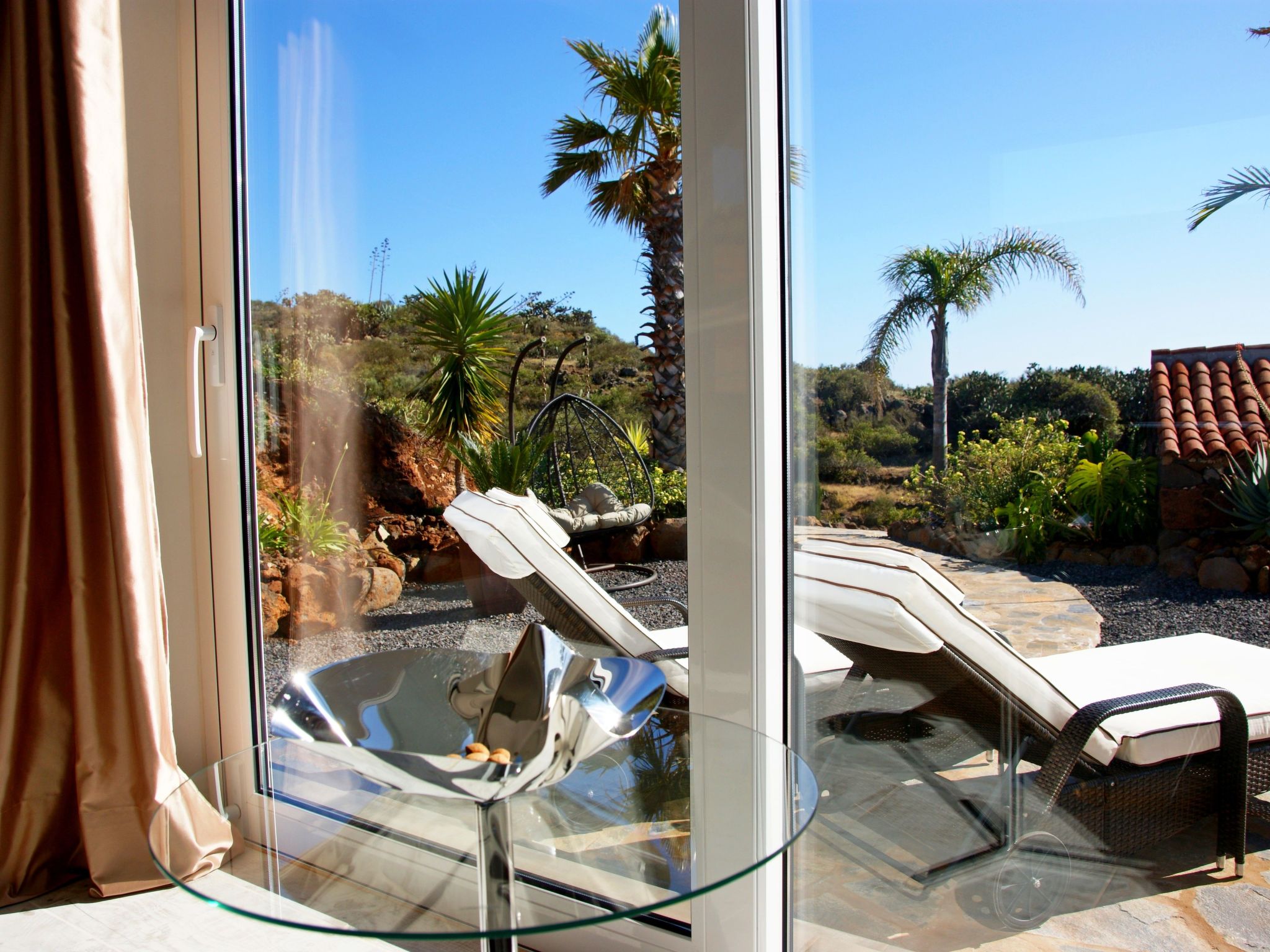 Moderne Architekten-Villa mit Infinity-Pool und Meerblick-Image-tags.info