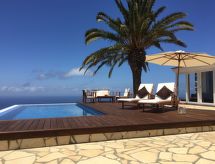 Romantische privévilla met infinity pool en weids uitzicht op zee in Puntagorda - thumbnail 1