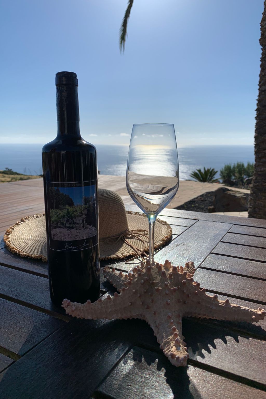 Romantische Ferienvilla mit Infinity-Pool und Panoramameerblick-Image-tags.info