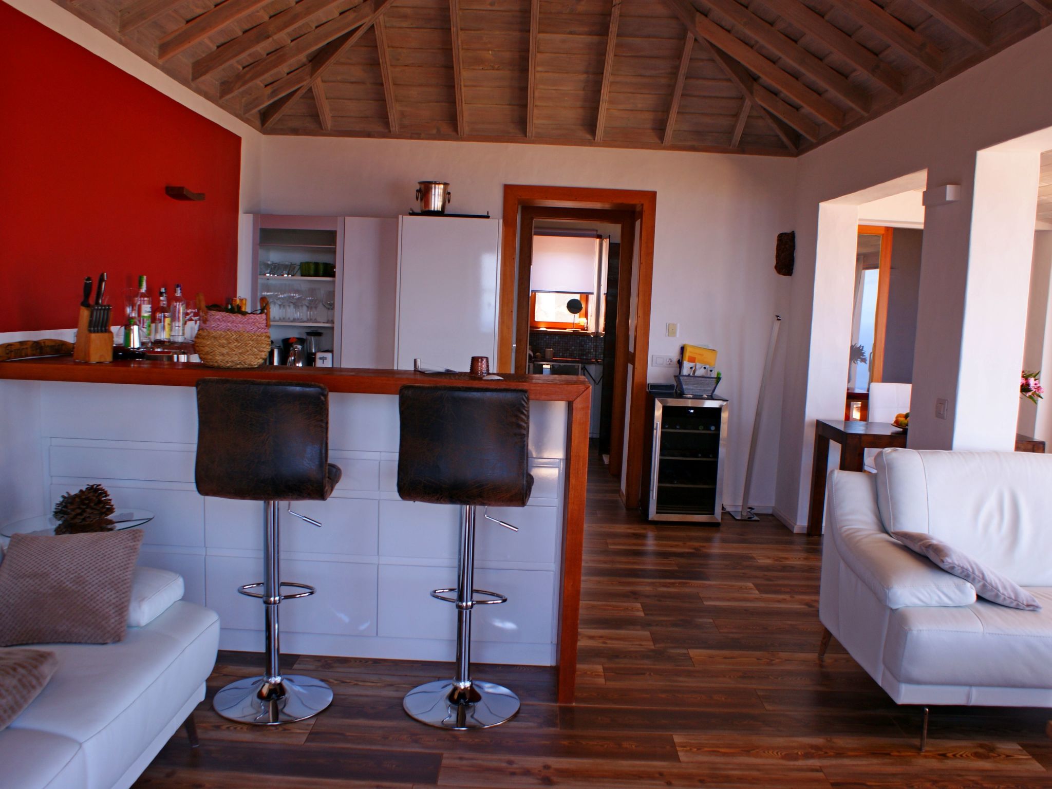 Romantische Ferienvilla mit Infinity-Pool und Panoramameerblick-Image-tags.info