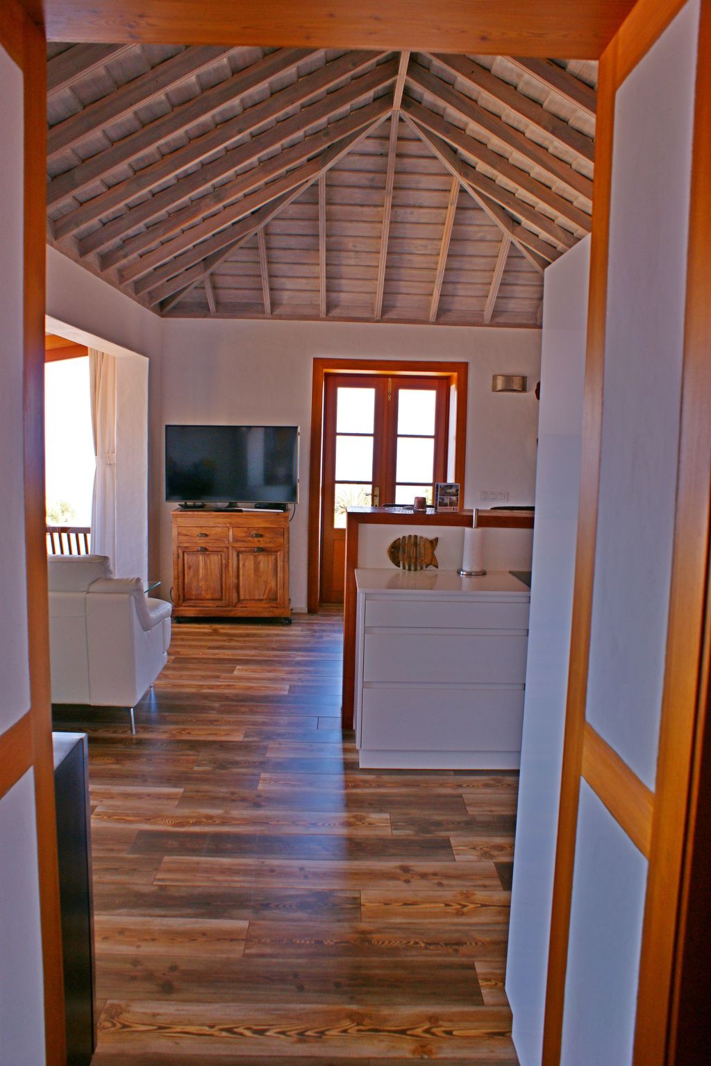 Romantische Ferienvilla mit Infinity-Pool und Panoramameerblick-Image-tags.info