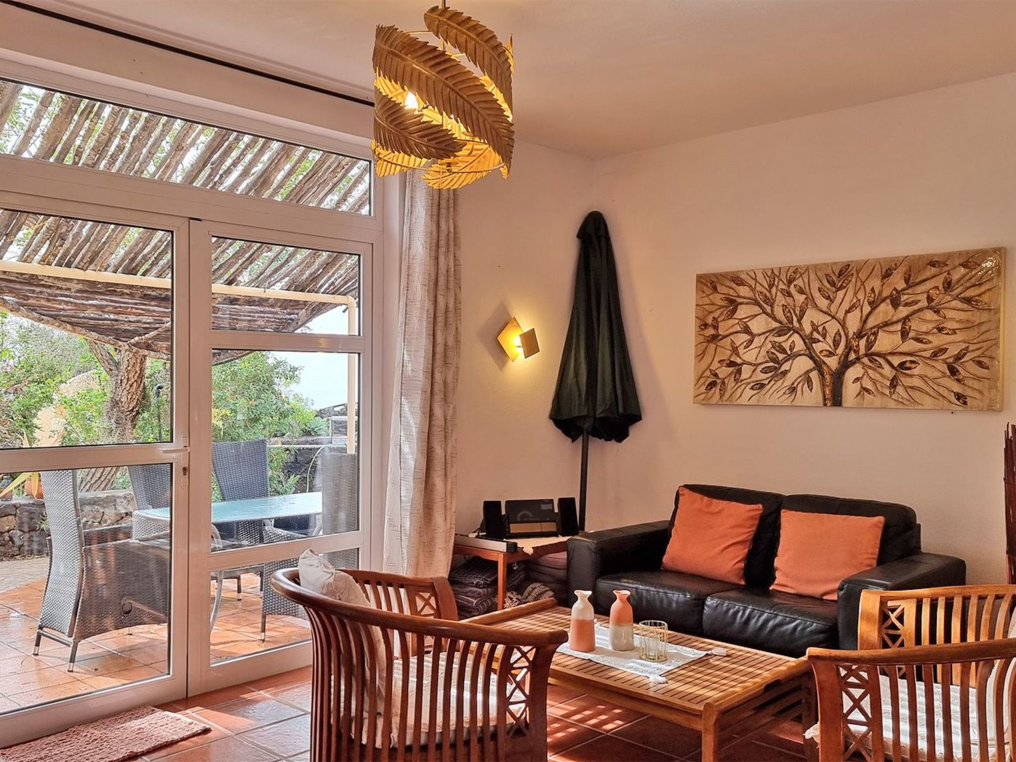 Perla del Sol-Inside