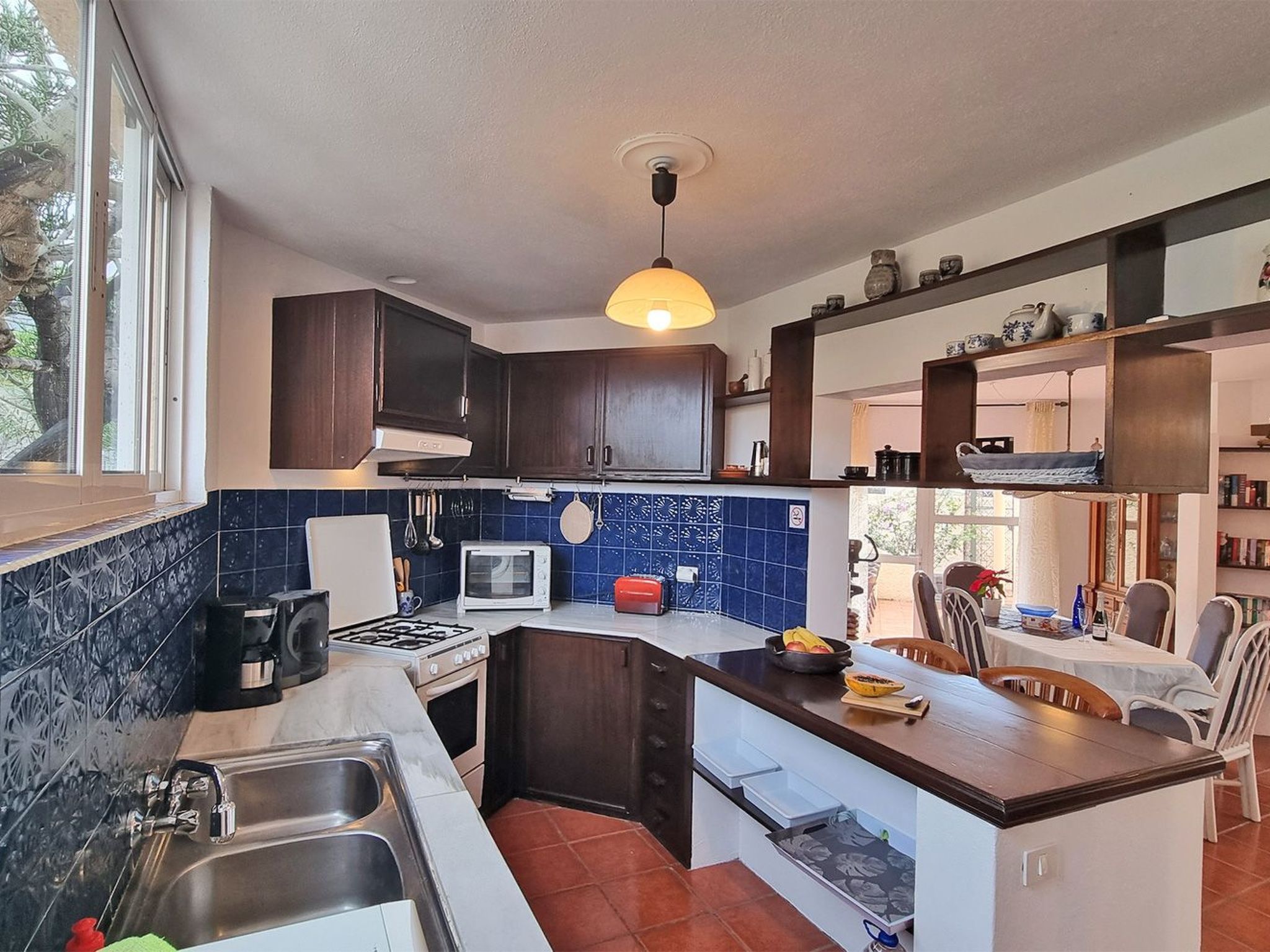 Perla del Sol-Inside