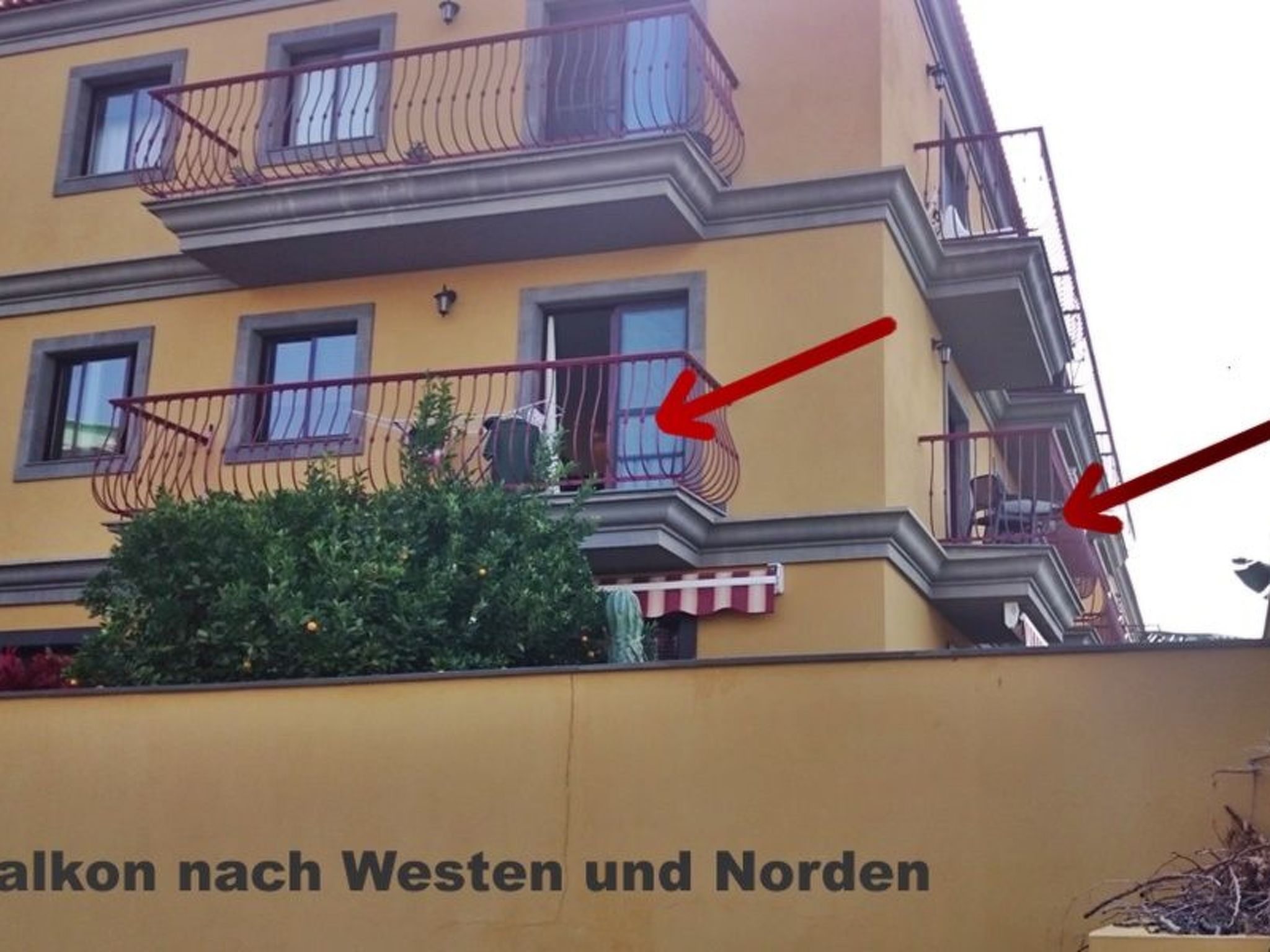 Belair mit Pool-Binnen